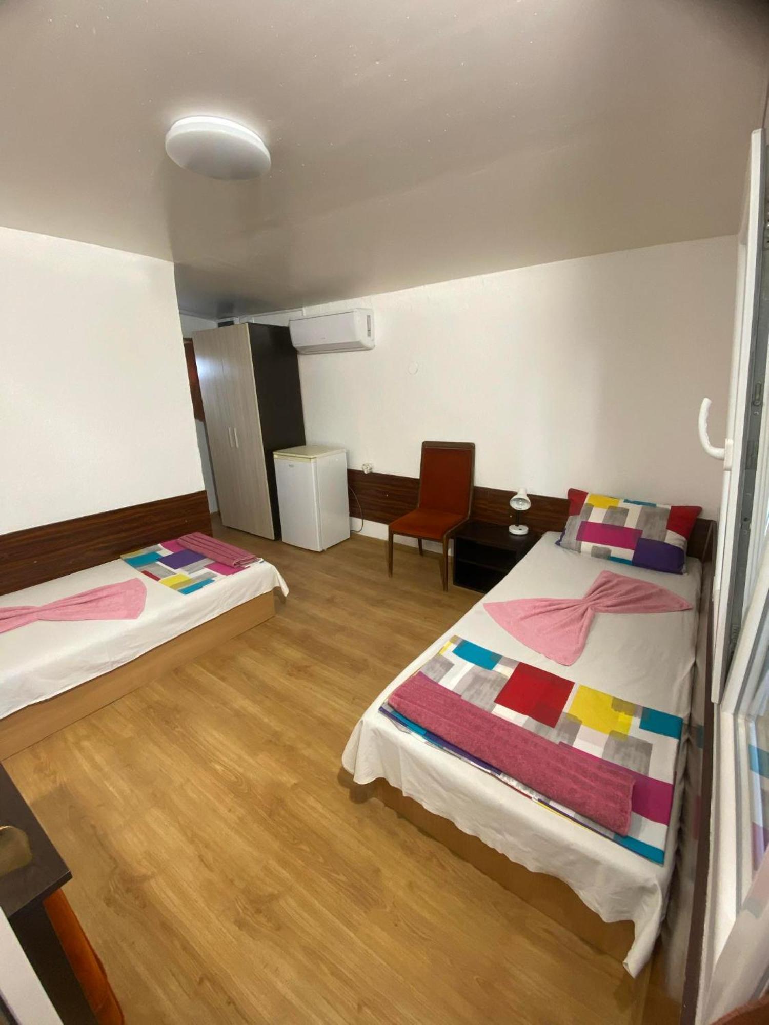 Family Hotel Julian Kranevo Luaran gambar