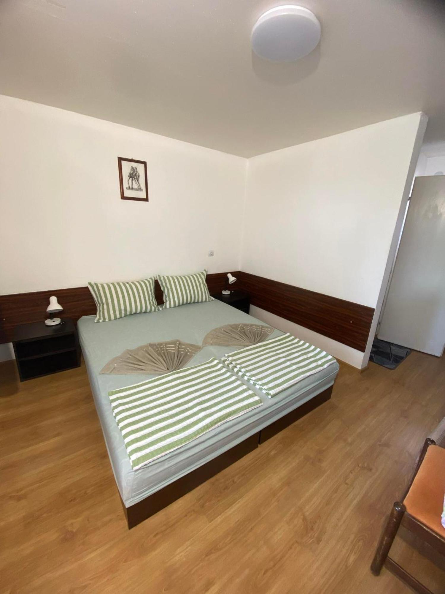 Family Hotel Julian Kranevo Luaran gambar