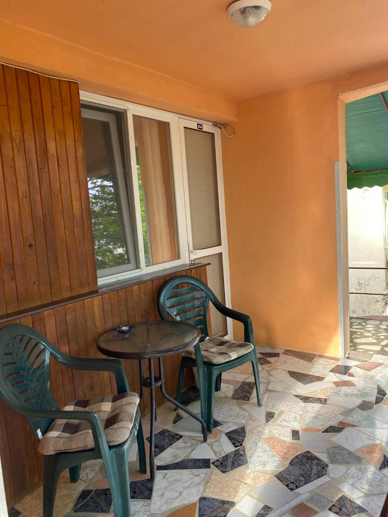 Family Hotel Julian Kranevo Luaran gambar